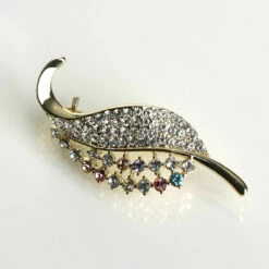 Equilibrium Sparkle Leaf Brooch