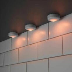 The Source Red5 Remote Control Mood Lights Set Of 4 -gifts shop 89172 the source red5 remote control mood lights 2