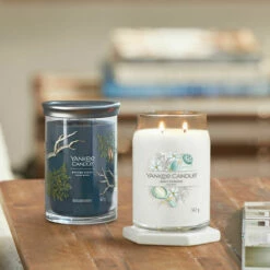 Yankee Candle Baby Powder Signature Large Jar Candle -gifts shop bayside cedar baby powder signature collection lifestyle 1