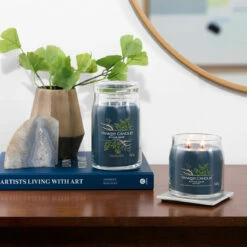 Yankee Candle Bayside Cedar Signature Medium Jar Candle 8 Yankee Candle Bayside Cedar Signature Medium Jar Candle -gifts shop bayside cedar signature collection lifestyle 2 1