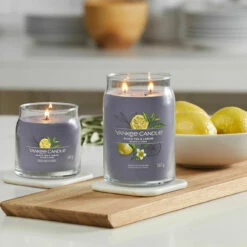 Yankee Candle Black Tea & Lemon Signature Large Jar Candle -gifts shop black tea lemon signature collection lifestyle 2
