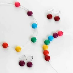 Carrie Elspeth Happy Rainbow Links Necklace -gifts shop carrie elspeth 1689 90 happy rainbow group 2 b s