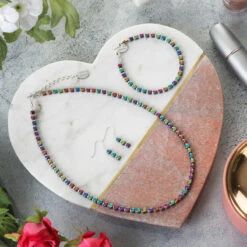 Carrie Elspeth Spectrum Cubes Full Necklace -gifts shop carrie elspeth n1722 spectrum cubes full lifestyle 022 1