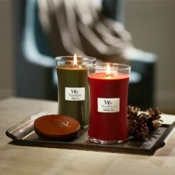 WoodWick Cinnamon Chai Large Hourglass Candle -gifts shop cinnamon chai and frasier fig lifestyle 2