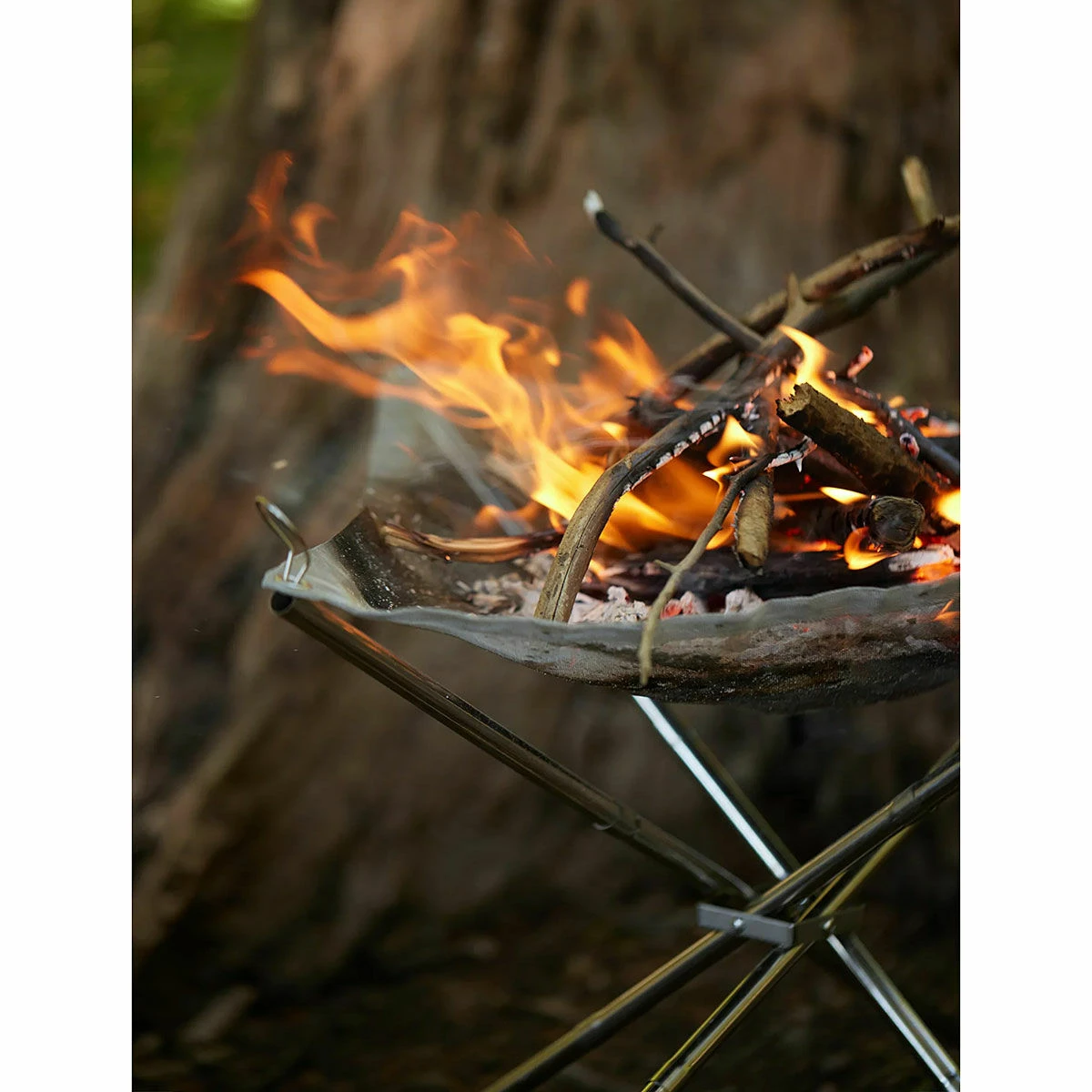 Gentlemen's Hardware Collapsible Fire Pit 5 Gentlemen's Hardware Collapsible Fire Pit - Image 5