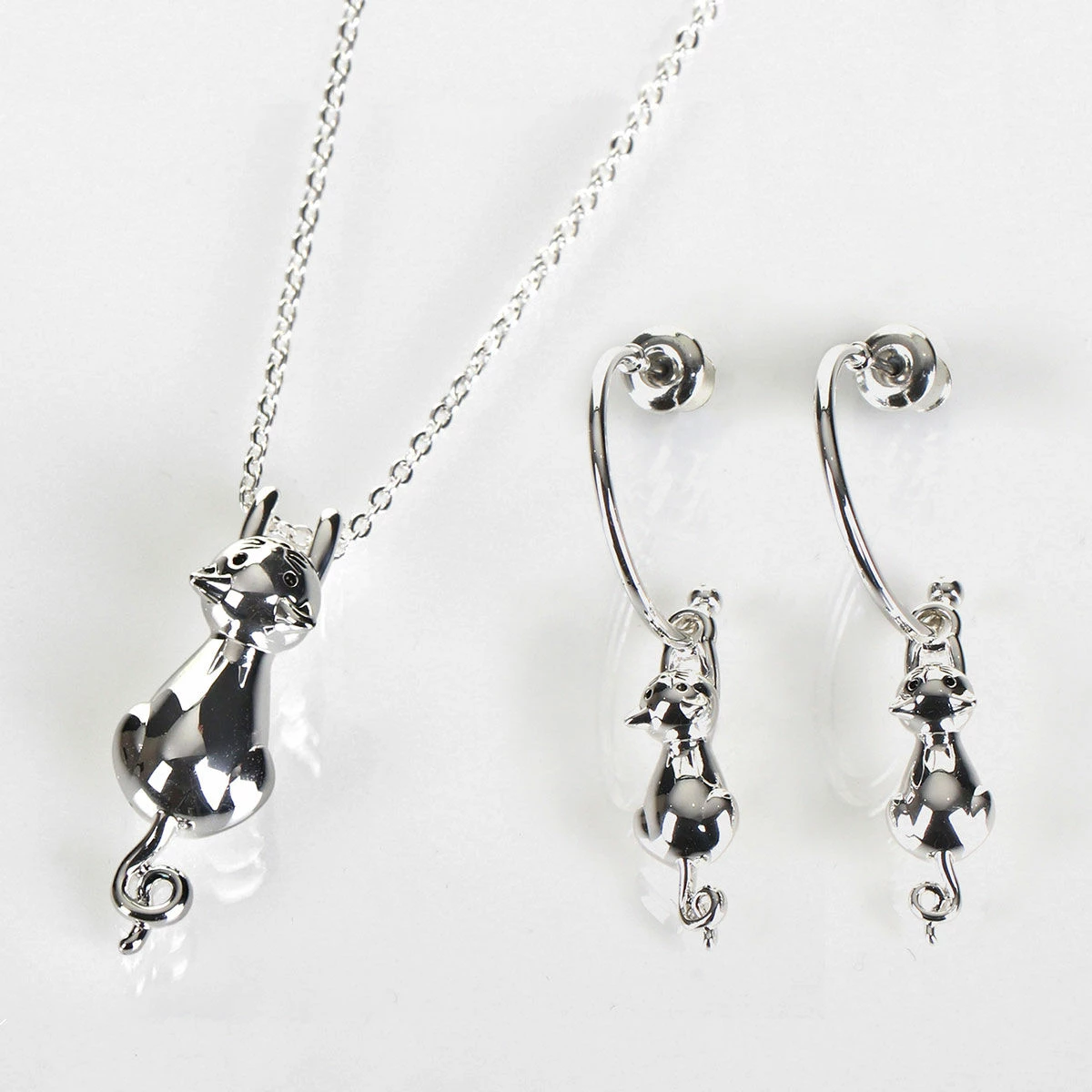 Equilibrium Silver Plated Hanging Cat Necklace 4 Equilibrium Silver Plated Hanging Cat Necklace - Image 4
