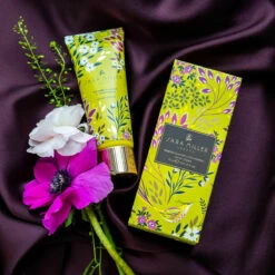 Sara Miller Haveli Garden Passion Flower & Frangipani Hand Cream -gifts shop fg4557 sara miller haveli garden passion flower frangipani hand cream ls