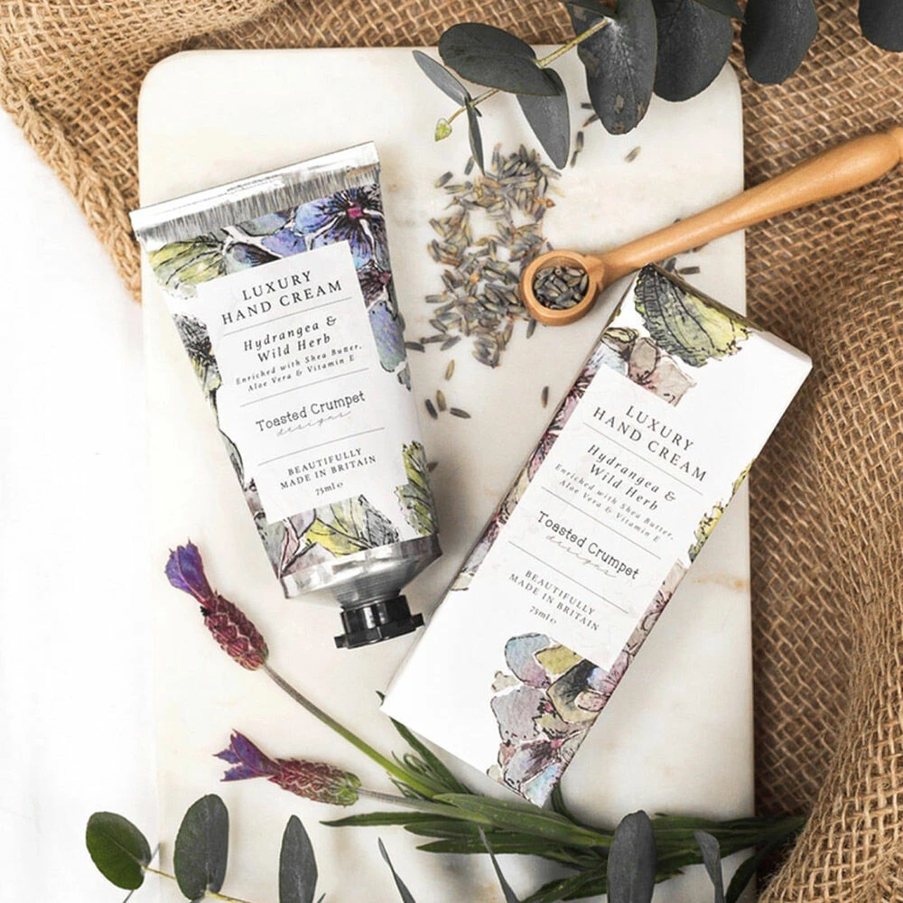 Toasted Crumpet ‘Hydrangea & Wild Herb’ Luxury Hand Cream 2 Toasted Crumpet ‘Hydrangea & Wild Herb’ Luxury Hand Cream - Image 2