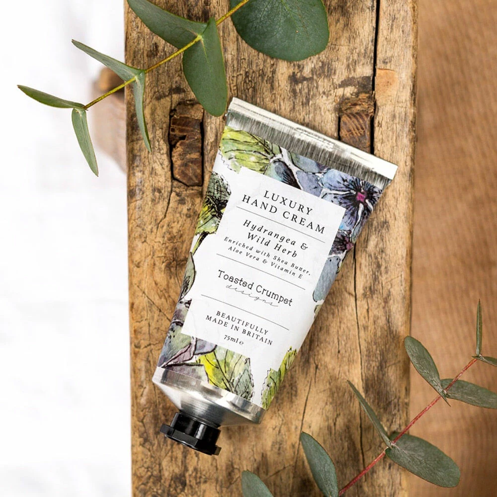 Toasted Crumpet ‘Hydrangea & Wild Herb’ Luxury Hand Cream 3 Toasted Crumpet ‘Hydrangea & Wild Herb’ Luxury Hand Cream - Image 3