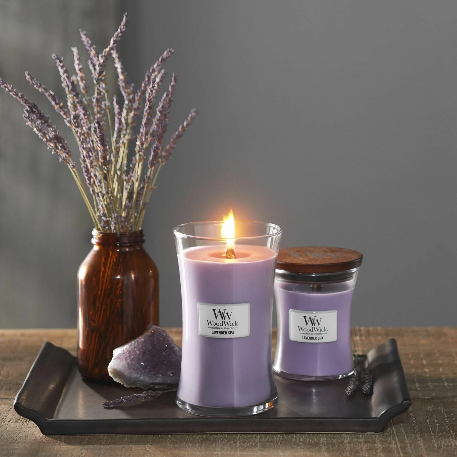 WoodWick Lavender Spa Medium Hourglass Candle 3 WoodWick Lavender Spa Medium Hourglass Candle - Image 3