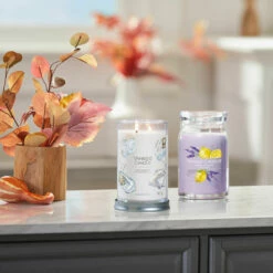 Yankee Candle Soft Blanket Signature Large Tumbler Candle 7 Yankee Candle Soft Blanket Signature Large Tumbler Candle -gifts shop lemon lavender soft blanket signature collection lifestyle 1 1