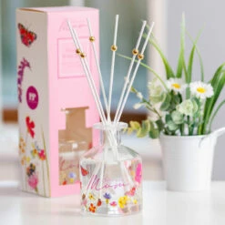 Jennifer Rose I Love You Mum 200ml Reed Diffuser -gifts shop lesser and pavey 49651 i love you mum 200ml reed diffuser lifestyle 2 1