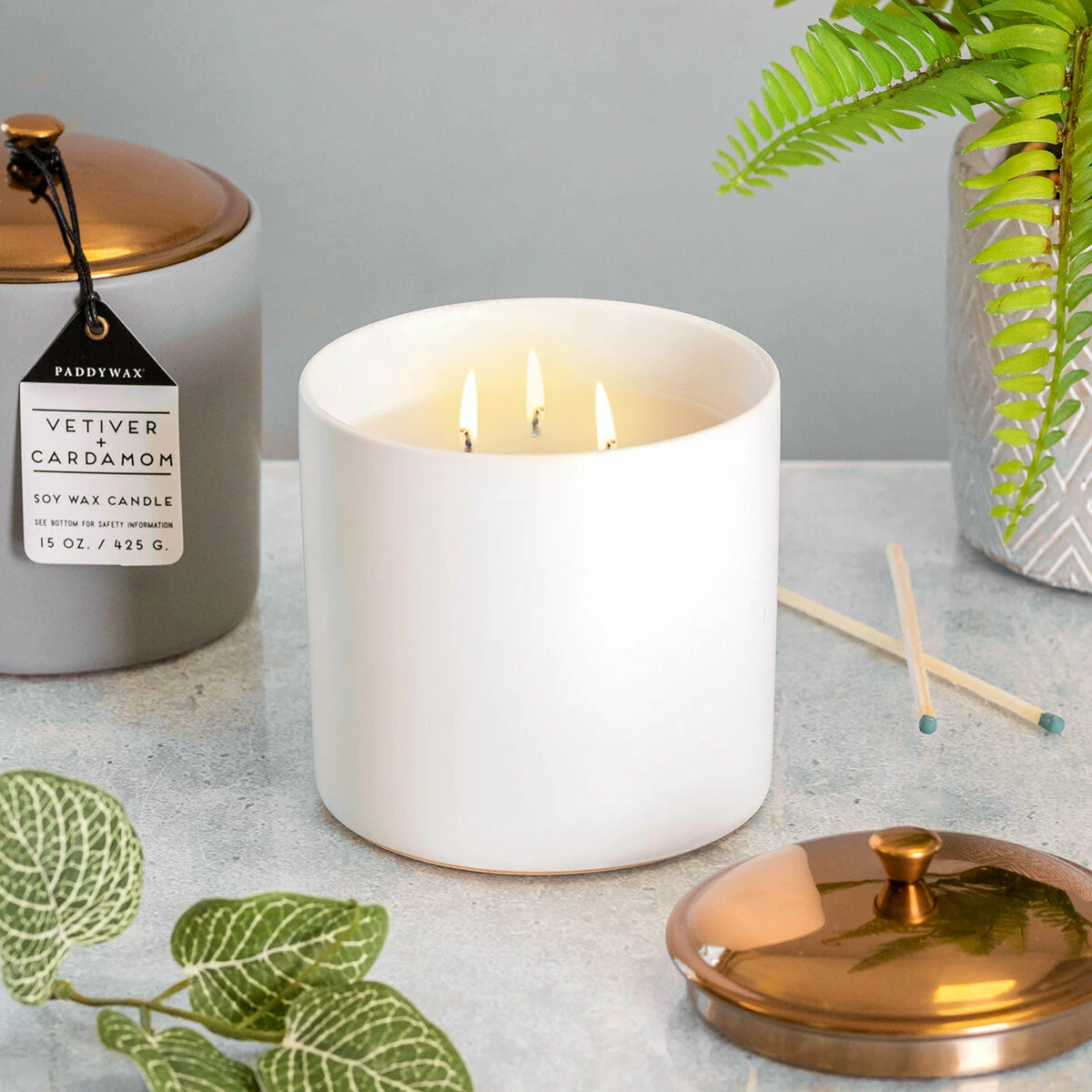 Paddywax Hygge 425g 3 Wick Tobacco & Vanilla White Ceramic Soy Candle 2 Paddywax Hygge 425g 3 Wick Tobacco & Vanilla White Ceramic Soy Candle - Image 2