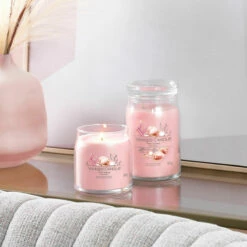 Yankee Candle Pink Sands Signature Medium Jar Candle -gifts shop pink sands signature collection lifestyle 2 1