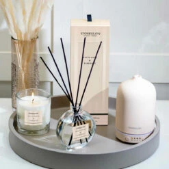 Stoneglow Modern Classics – Perfume Mist Diffuser Stone -gifts shop stoneglow modern classics white musk and tuberose lifestyle 2 sq 1