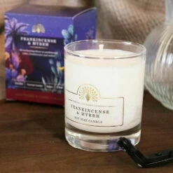 The English Soap Company Frankincense & Myrrh Soy Wax Candle -gifts shop the english soap company lmc1012 frankincense myrrh candle lifestyle 1