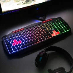 The Source Red5 Comet Light Up Gaming Keyboard