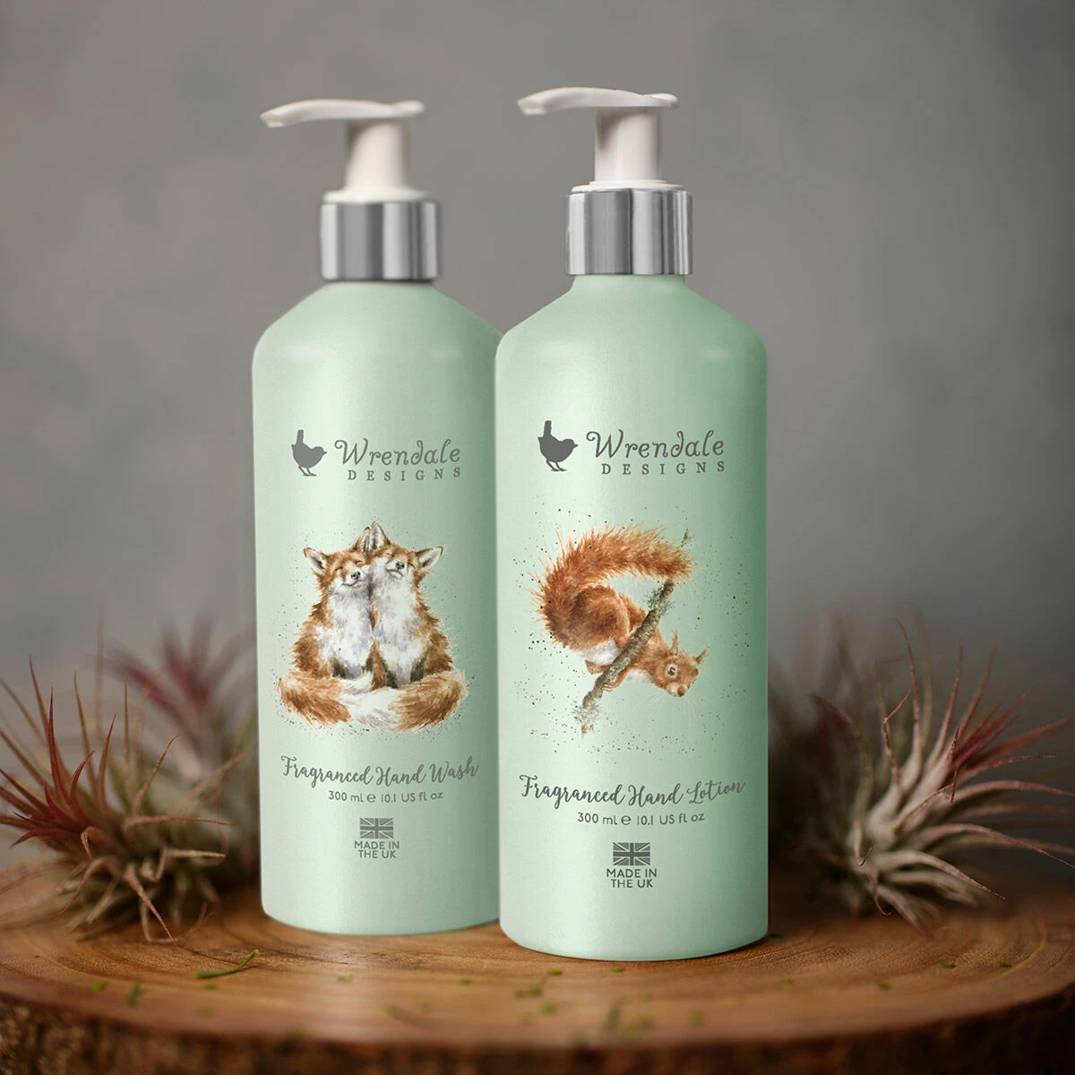 Wrendale ‘Woodland’ Foxes 300ml Hand Wash 2 Wrendale ‘Woodland’ Foxes 300ml Hand Wash - Image 2