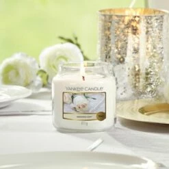 Yankee Candle Wedding Day Medium Jar Candle
