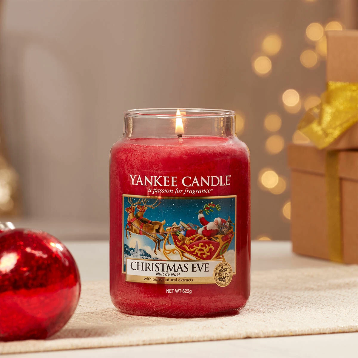 Yankee Candle Christmas Eve Large Jar Candle 2 Yankee Candle Christmas Eve Large Jar Candle - Image 2