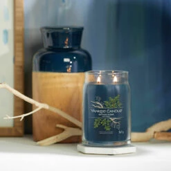 Yankee Candle Bayside Cedar Signature Large Jar Candle -gifts shop yankee candle 1629980e bayside cedar signature large jar candle lifestyle 2