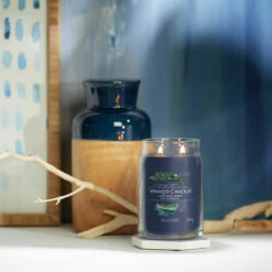 Yankee Candle Lakefront Lodge Signature Large Jar Candle -gifts shop yankee candle 1629990e lakefront lodge signature large jar candle lifestyle 1