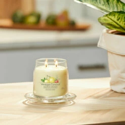 Yankee Candle Iced Berry Lemonade Signature Medium Jar Candle -gifts shop yankee candle 1630017e iced berry lemonade signature medium jar candle lifestyle 1