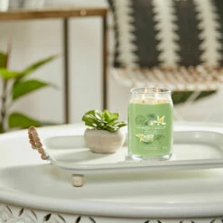 Yankee Candle Vanilla Lime Signature Large Jar Candle -gifts shop yankee candle 1630694e vanilla lime signature large jar candle lifestyle 1