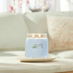 Yankee Candle A Calm & Quiet Place Signature Medium Jar Candle 5 Yankee Candle A Calm & Quiet Place Signature Medium Jar Candle -gifts shop yankee candle 1701384e a calm quiet place signature medium jar candle lifestyle 1