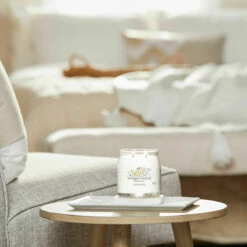 Yankee Candle Wedding Day Signature Medium Jar Candle 5 Yankee Candle Wedding Day Signature Medium Jar Candle -gifts shop yankee candle 1701389e wedding day signature medium jar candle lifestyle 1