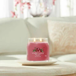 Yankee Candle Black Cherry Signature Medium Jar Candle -gifts shop yankee candle 1701391e black cherry signature medium jar candle lifestyle 1