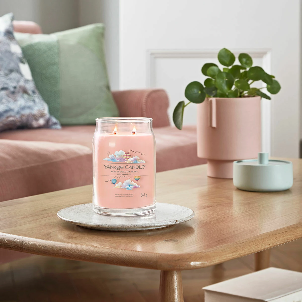 Yankee Candle Watercolour Skies Signature Large Jar Candle 3 Yankee Candle Watercolour Skies Signature Large Jar Candle - Image 3