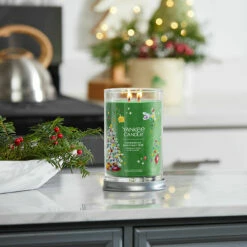 Yankee Candle Shimmering Christmas Tree Signature Large Tumbler Candle -gifts shop yankee candle 1743350e shimmering christmas tree signature large tumbler candle lifestyle 1