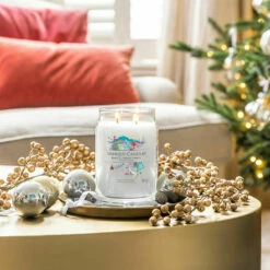 Yankee Candle Magical Bright Lights Signature Large Jar Candle -gifts shop yankee candle 1743383e magical bright lights signature large jar candle lifestyle 1