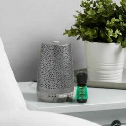 Yankee Candle Peaceful Dreams Silver Sleep Diffuser Starter Kit With 3 Refills -gifts shop yankee candle peaceful dreams sleep diffuser stater kit bundle lifestyle 1